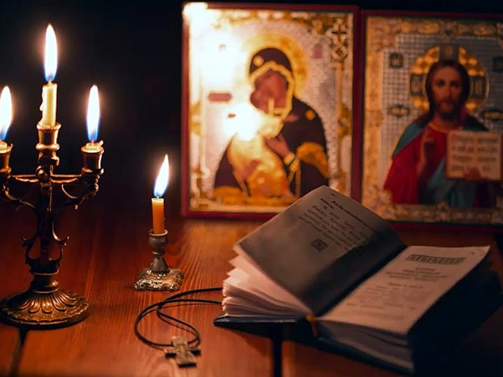 Эффективная молитва от гадалки в Угловском для возврата любимого человека